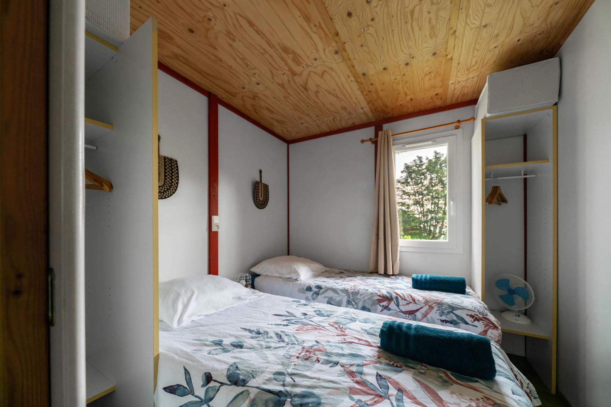 Camping Le Mont Libre - Cottage & Espace Nature - Gannat Zewnętrze zdjęcie