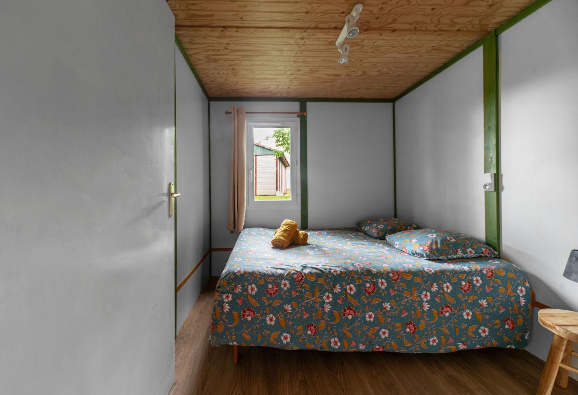 Camping Le Mont Libre - Cottage & Espace Nature - Gannat Zewnętrze zdjęcie