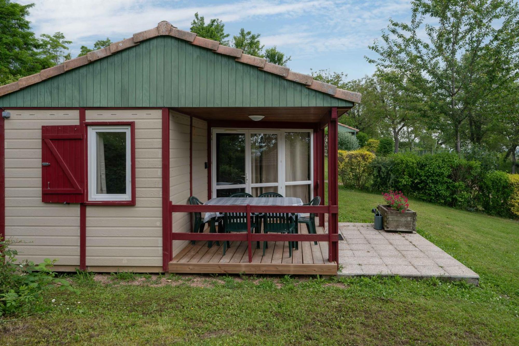 Camping Le Mont Libre - Cottage & Espace Nature - Gannat Zewnętrze zdjęcie